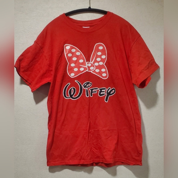 Minnie Mouse Wifey large screen print red cotton  ring‎ neck tshirt - Picture 1 of 6